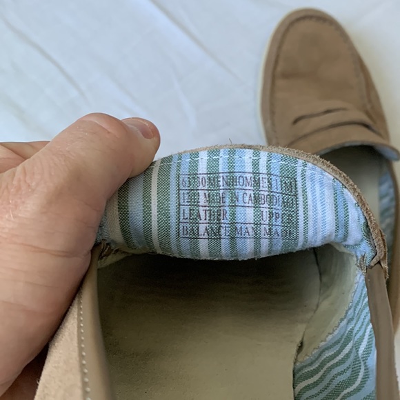 Clark’s Tan loafers size 11M - Picture 3 of 4
